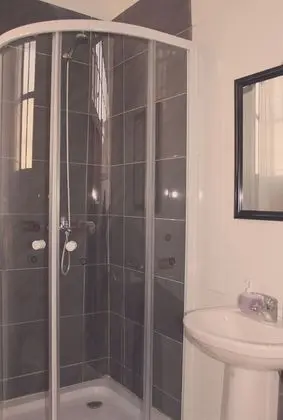Standard Oda (Habitación Estándar Baño Exterior )