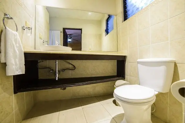 Basic Tek Kişilik Oda, 1 Çift Kişilik Yatak, Küvet, Kule