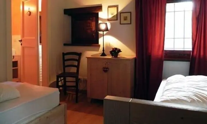 Tek Büyük veya İki Ayrı Yataklı Oda