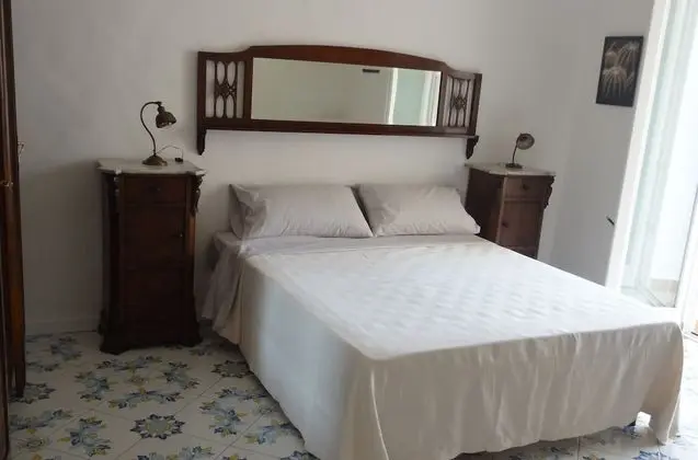 Tek Büyük Yataklı Oda, Deniz Manzaralı