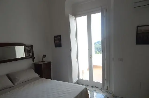 Tek Büyük Yataklı Oda, Deniz Manzaralı