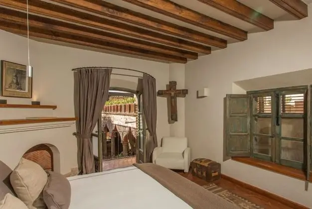 Tek Büyük Yataklı Oda, Balkon