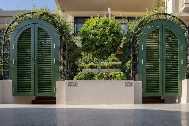Deluxe Garden Sea View Room