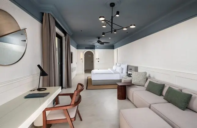 Jacuzzi Suite