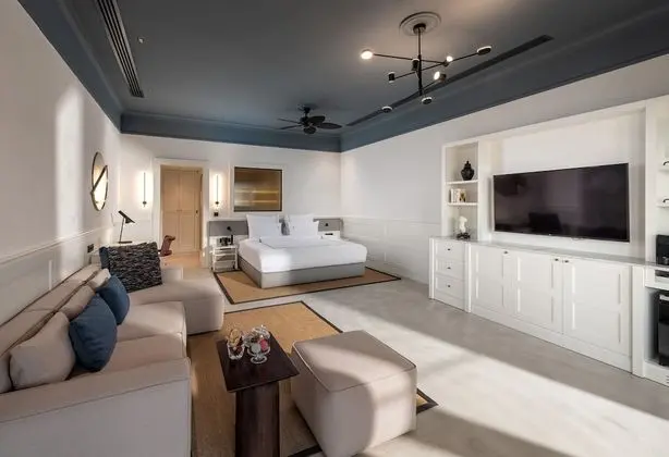Deluxe Beachfront Room
