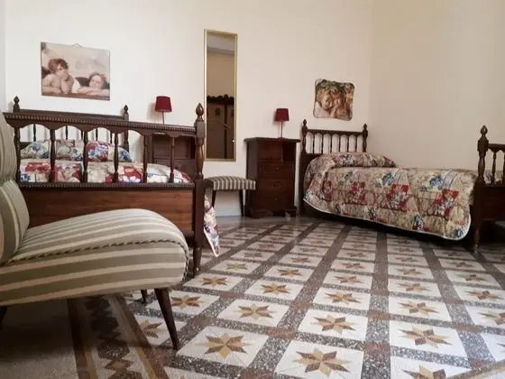 İki Ayrı Yataklı Oda, 2 Tek Kişilik Yatak