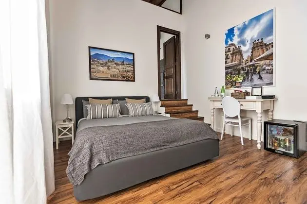 Deluxe Tek Büyük Yataklı Oda (Capo)