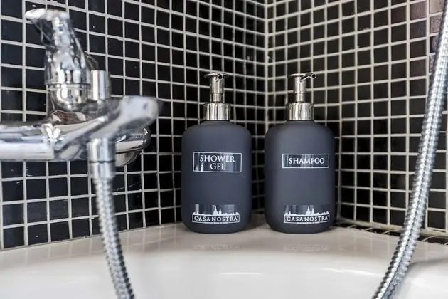 Deluxe Tek Büyük Yataklı Oda (Capo)