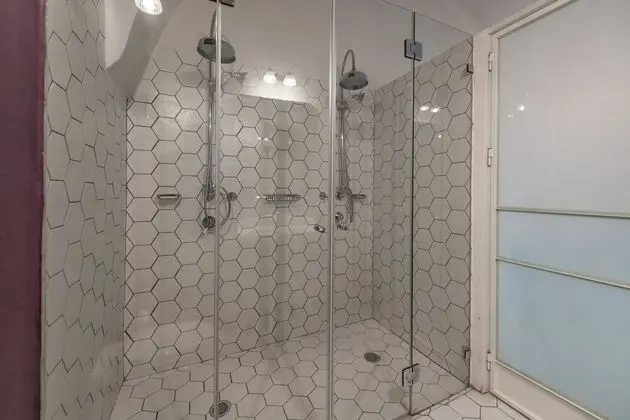 Deluxe Tek Büyük Yataklı Oda, Kısmi Deniz Manzarası, Denize Bakan