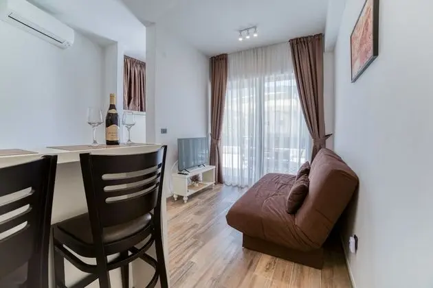 Apart Daire, Deniz Manzaralı