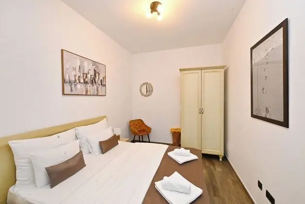 Apart Daire, Deniz Manzaralı