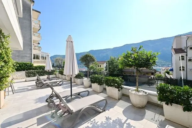 Apart Daire, Deniz Manzaralı
