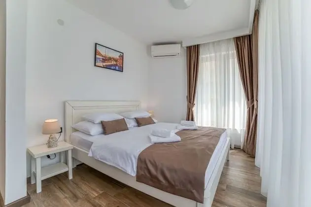 Stüdyo, Deniz Manzaralı
