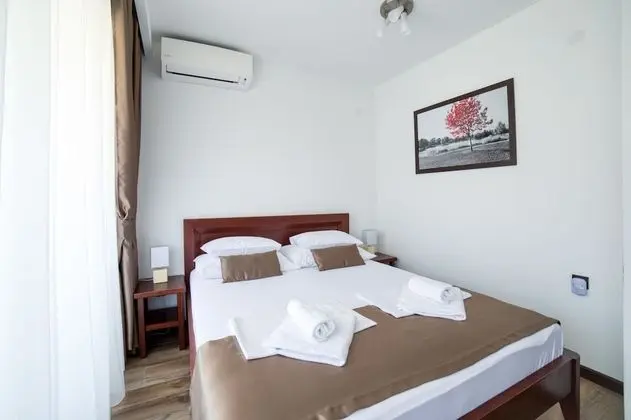 Stüdyo, Deniz Manzaralı