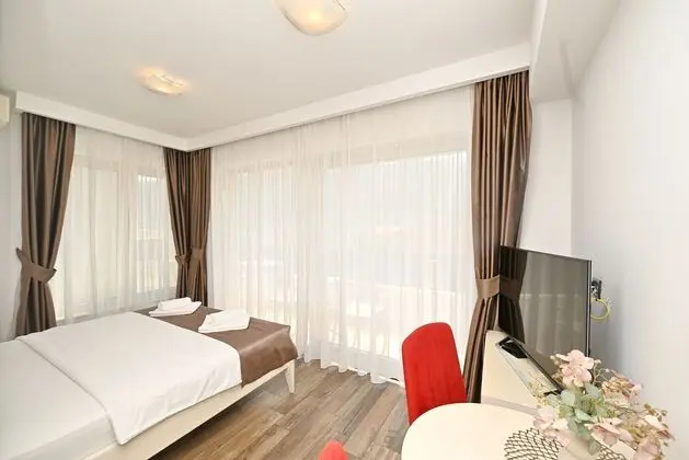 Stüdyo, Deniz Manzaralı