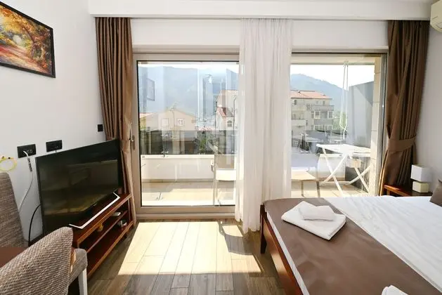 Stüdyo, Deniz Manzaralı