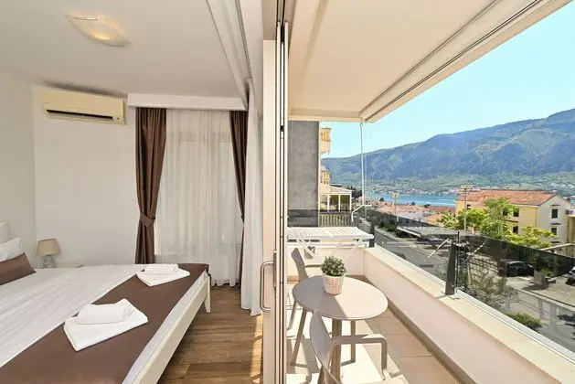 Stüdyo, Deniz Manzaralı