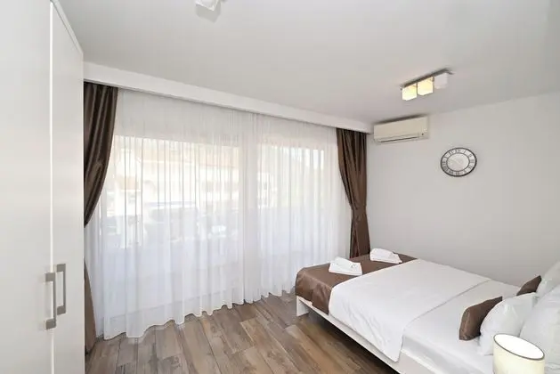 Stüdyo, Deniz Manzaralı