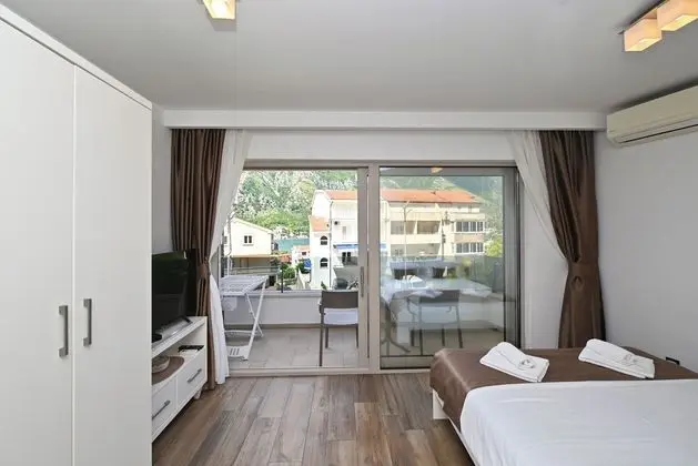 Stüdyo, Deniz Manzaralı
