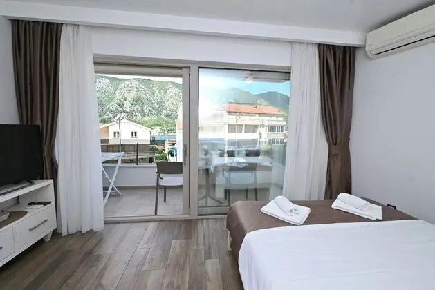 Stüdyo, Deniz Manzaralı