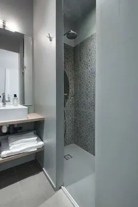 Classic Tek Büyük Yataklı Oda