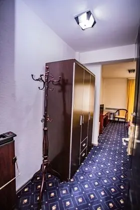 İki Ayrı Yataklı Oda (Caters to guests age 55 and up)