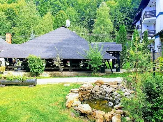 İki Ayrı Yataklı Oda (Caters to guests age 55 and up)
