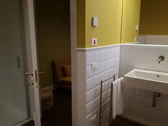 Tek Büyük Yataklı Oda, Sauna (Lino)