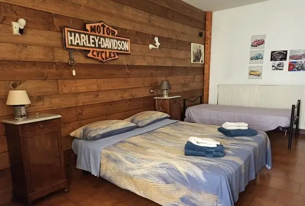 Basic Tek Büyük Yataklı Oda, Ortak Banyo