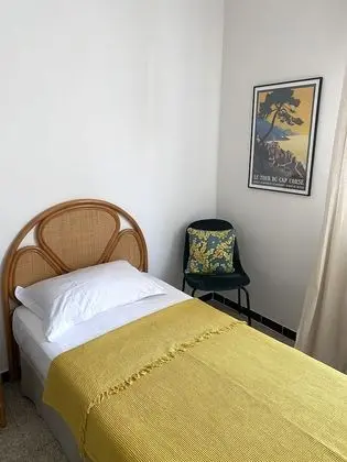 Üç Kişilik Oda, Birden Çok Yatak