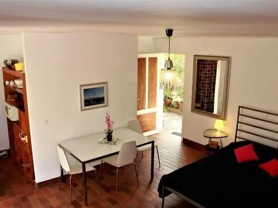 Comfort Stüdyo, Banyolu/Duşlu, Bahçe Manzaralı (8)