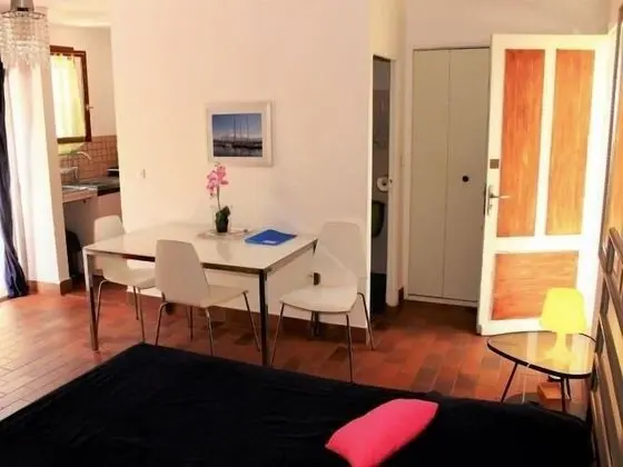 Comfort Stüdyo, Banyolu/Duşlu, Bahçe Manzaralı (8)