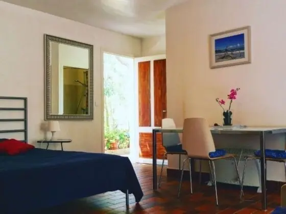 Comfort Stüdyo, Banyolu/Duşlu, Bahçe Manzaralı (8)