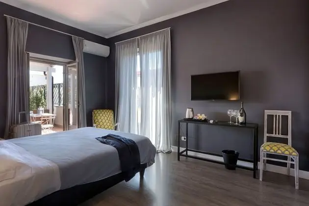 Deluxe Tek Büyük Yataklı Oda