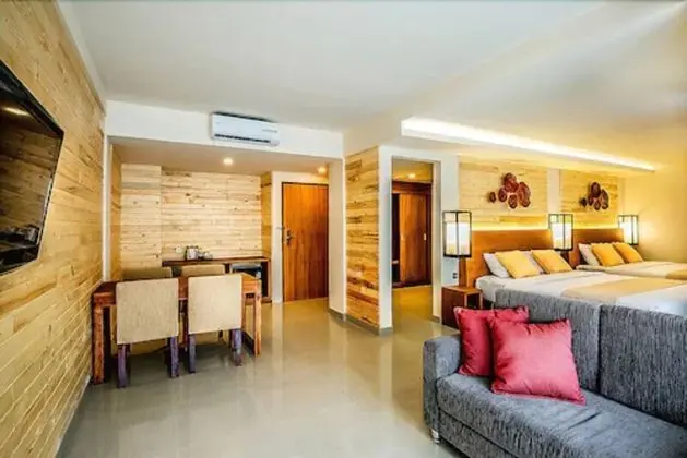 Deluxe Süit, Havuz Manzaralı (4 People)