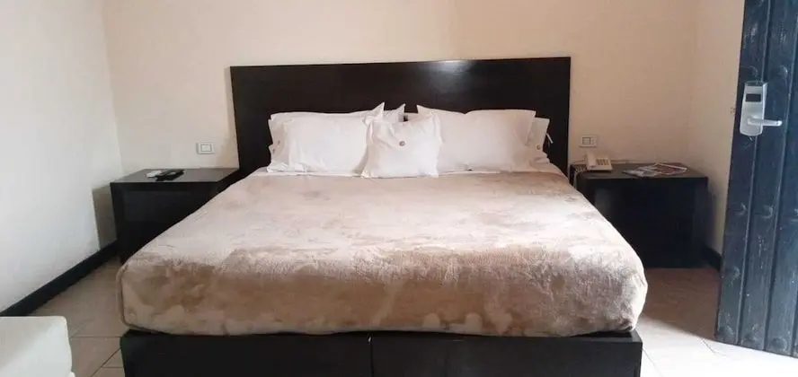 Deluxe Süit, 1 En Büyük (King) Boy Yatak