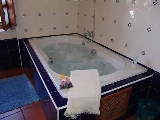 Oda, 1 Çift Kişilik Yatak, Sigara İçilmez