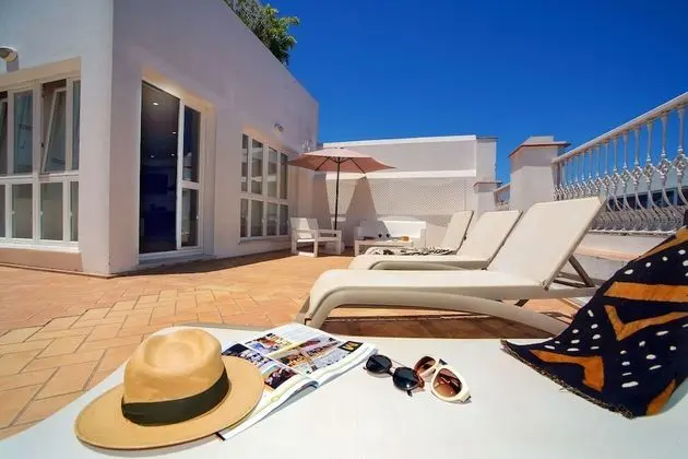 Çatı Katı Süiti (Penthouse)