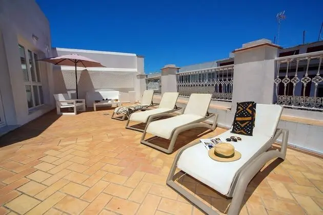 Çatı Katı Süiti (Penthouse)