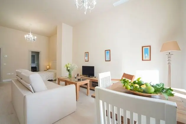 Deluxe Stüdyo Süit