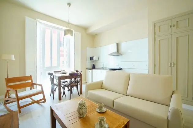 Deluxe Stüdyo Süit