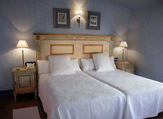 Standard Büyük Yataklı Tek Kişilik Oda