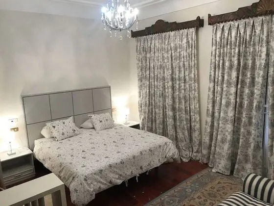 Panoramic Hidrotorreon Room