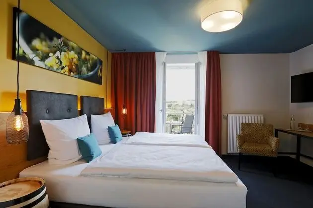 Tek Büyük Yataklı Oda, Balkon