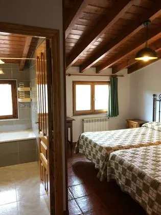 Tek Büyük veya İki Ayrı Yataklı Oda