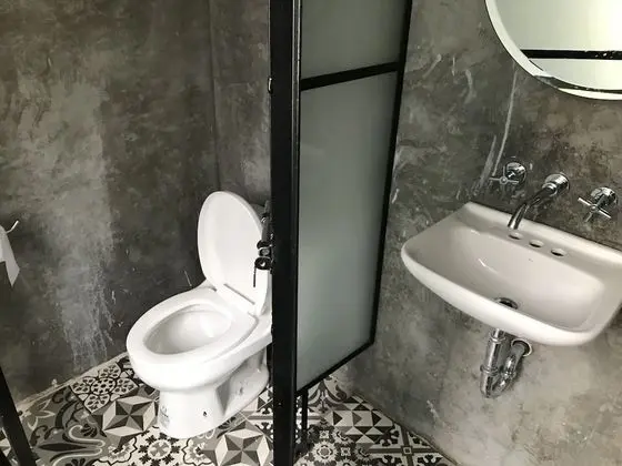 Standard Oda, Ortak Banyo