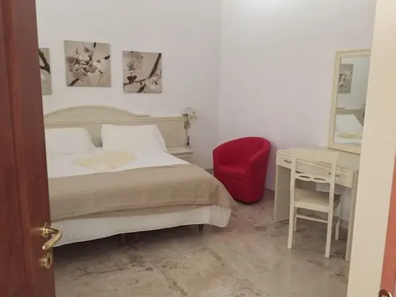 Deluxe Apart Daire, Sigara İçilebilir