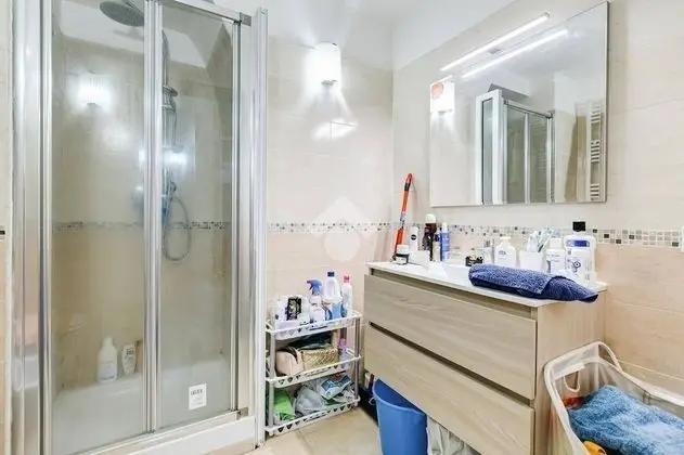 Üç Kişilik Oda, Özel Banyo