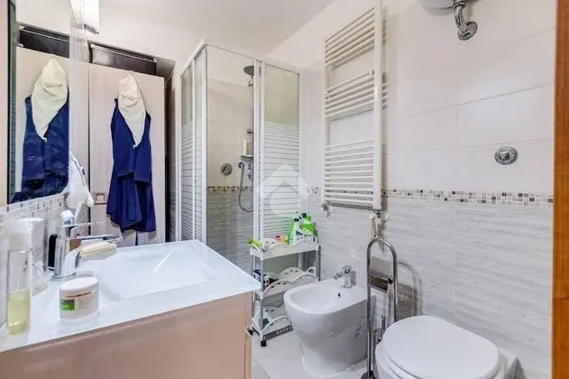 Üç Kişilik Oda, Özel Banyo