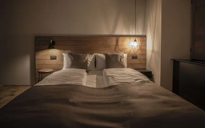 Tek Büyük veya İki Ayrı Yataklı Oda